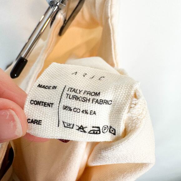 NWT ARJE The Pia Pull-on Pants in Ivory high rise tapered leg 3218 - Picture 4 of 6